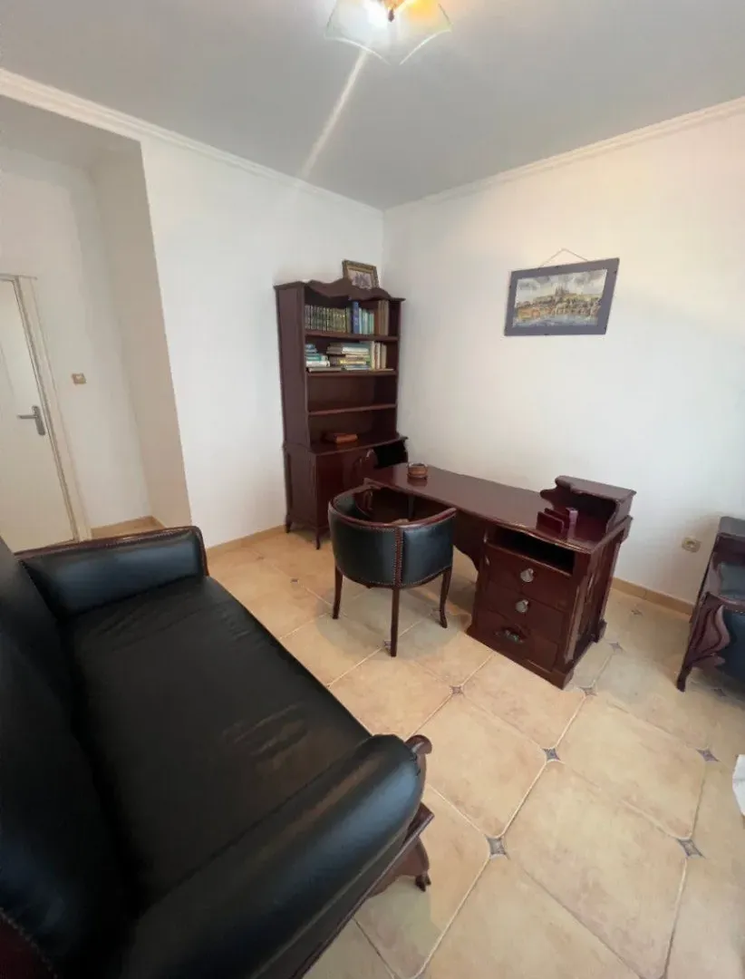 Rent, two bedroom apartment, 110m², Sutomore, Bar
