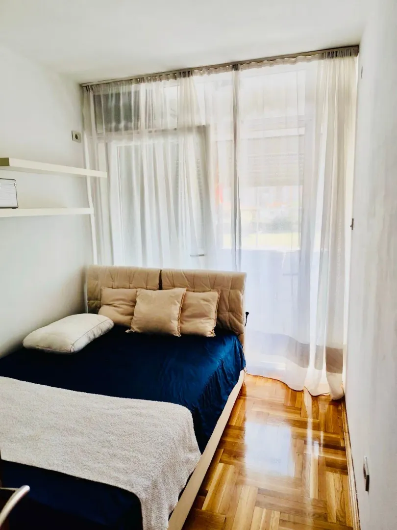 Izdavanje, jednosoban stan, 42m², City Kvart, Podgorica