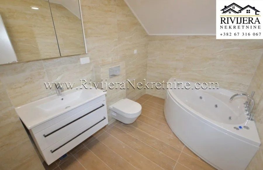 Prodaja, trosoban stan, 146m², Đenovići, Herceg Novi