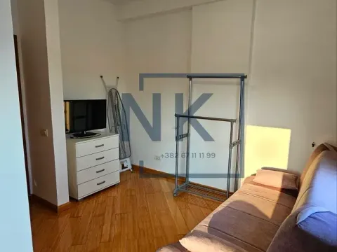 Izdavanje, dvosoban stan, 64m², Stari Aerodrom, Podgorica - image 8