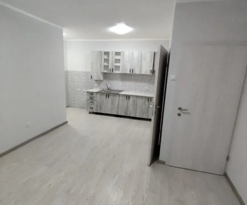Izdavanje, poslovni prostor, 45m², Preko Morače, Podgorica