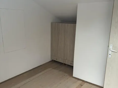 Izdavanje, stan, 151m², Savski Venac, Beograd - image 22