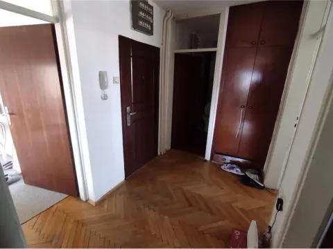 Izdavanje, trosoban stan, 105m², Centar, Niš - image 3