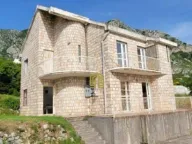 Prodaja, kuća, 210m², Blizikuće, Budva - image 1