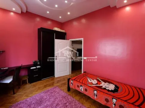 Prodaja, trosoban stan, 86m², Vračar Centar, Vračar Sve Podlokacije - image 14