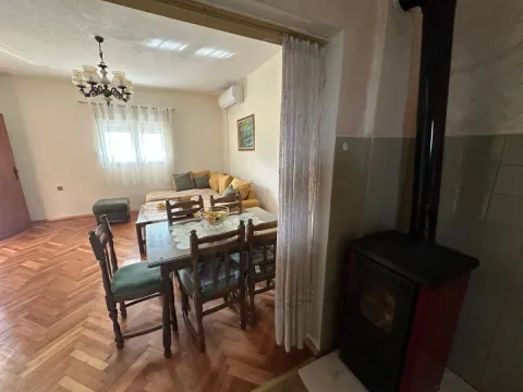 Rent, house, 80m², Ćurilac, Danilovgrad - image 3