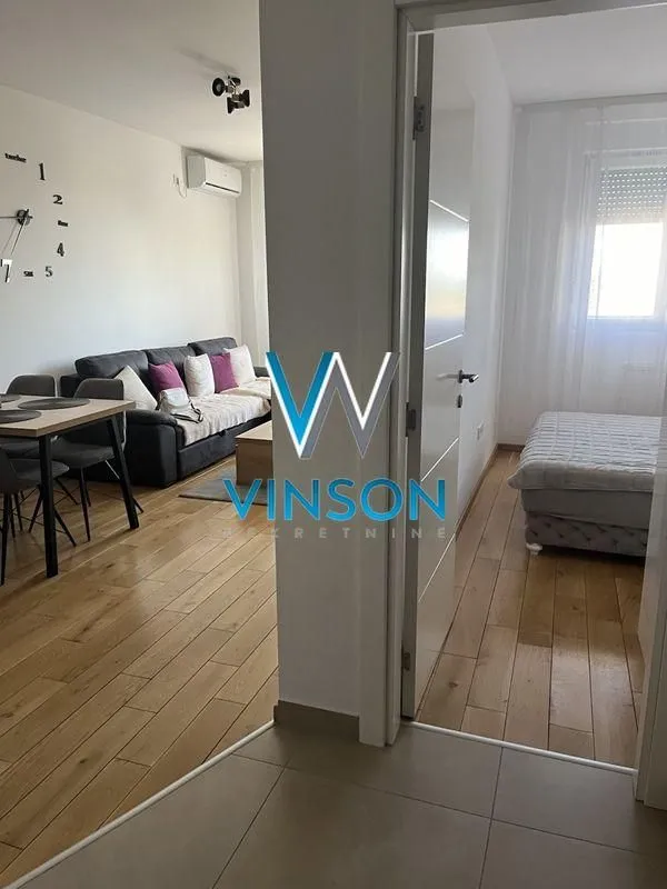 Izdavanje, jednosoban stan, 40m², Salajka, Novi Sad Sve Podlokacije