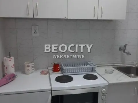 Izdavanje, poslovni prostor, 28m², Centar, Novi Sad - image 6