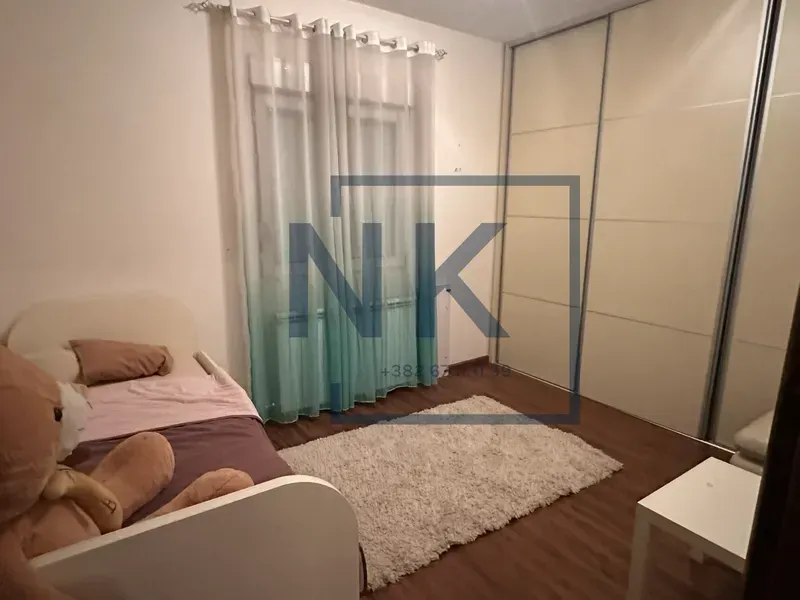 Izdavanje, dvosoban stan, 75m², Vrela Ribnička, Podgorica