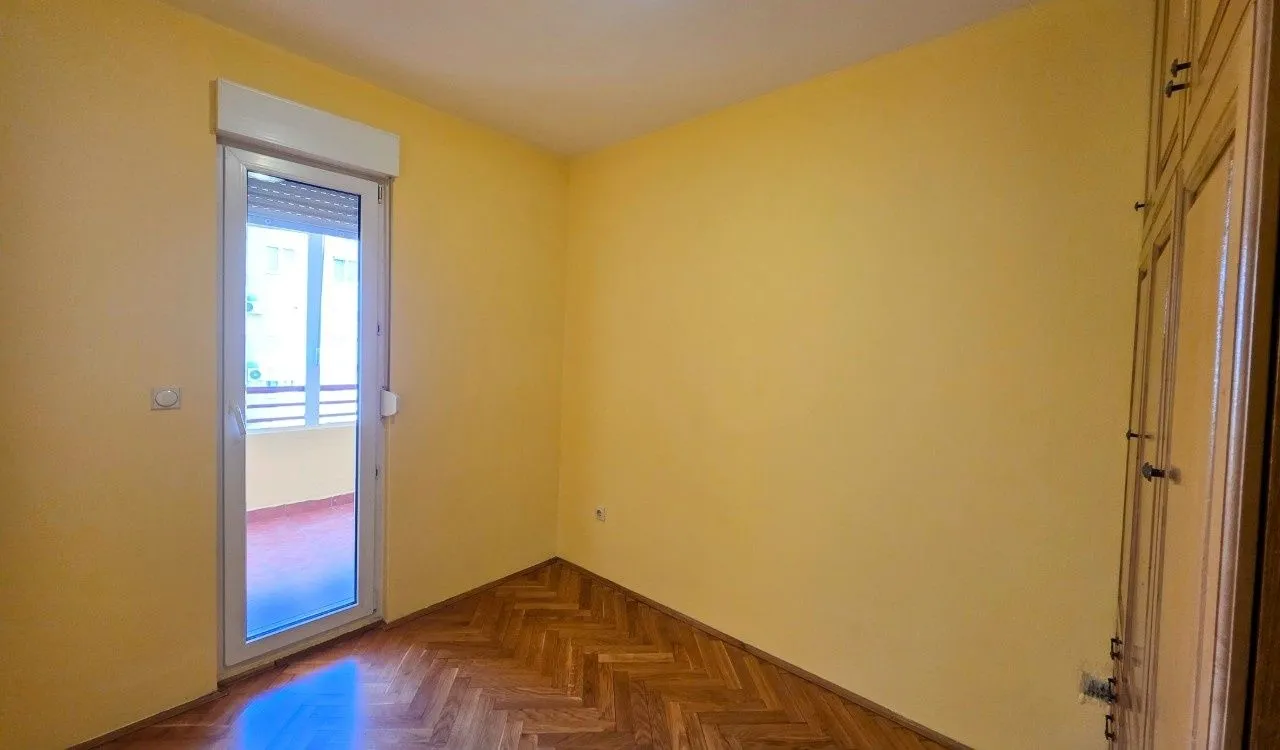 Izdavanje, jednosoban stan, 40m², Zagorič, Podgorica