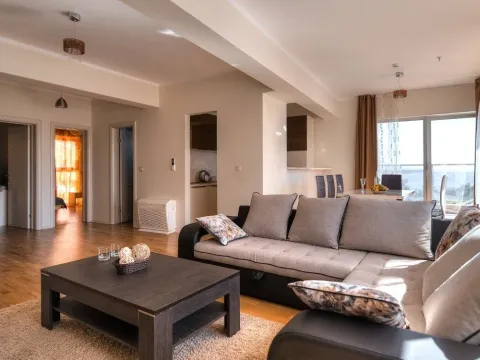 Prodaja, trosoban stan, 125m², Budva, Crna Gora - image 1