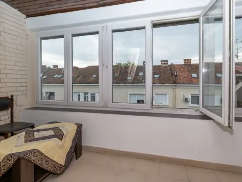 Sale, two bedroom apartment, 75m², Podgorica, Crna Gora - image 12