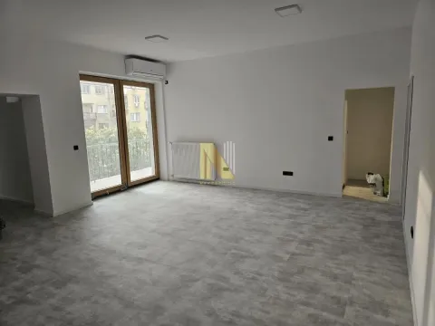 Rent, four bedroom apartment, 120m², Vračar Sve Podlokacije, Beograd - image 10