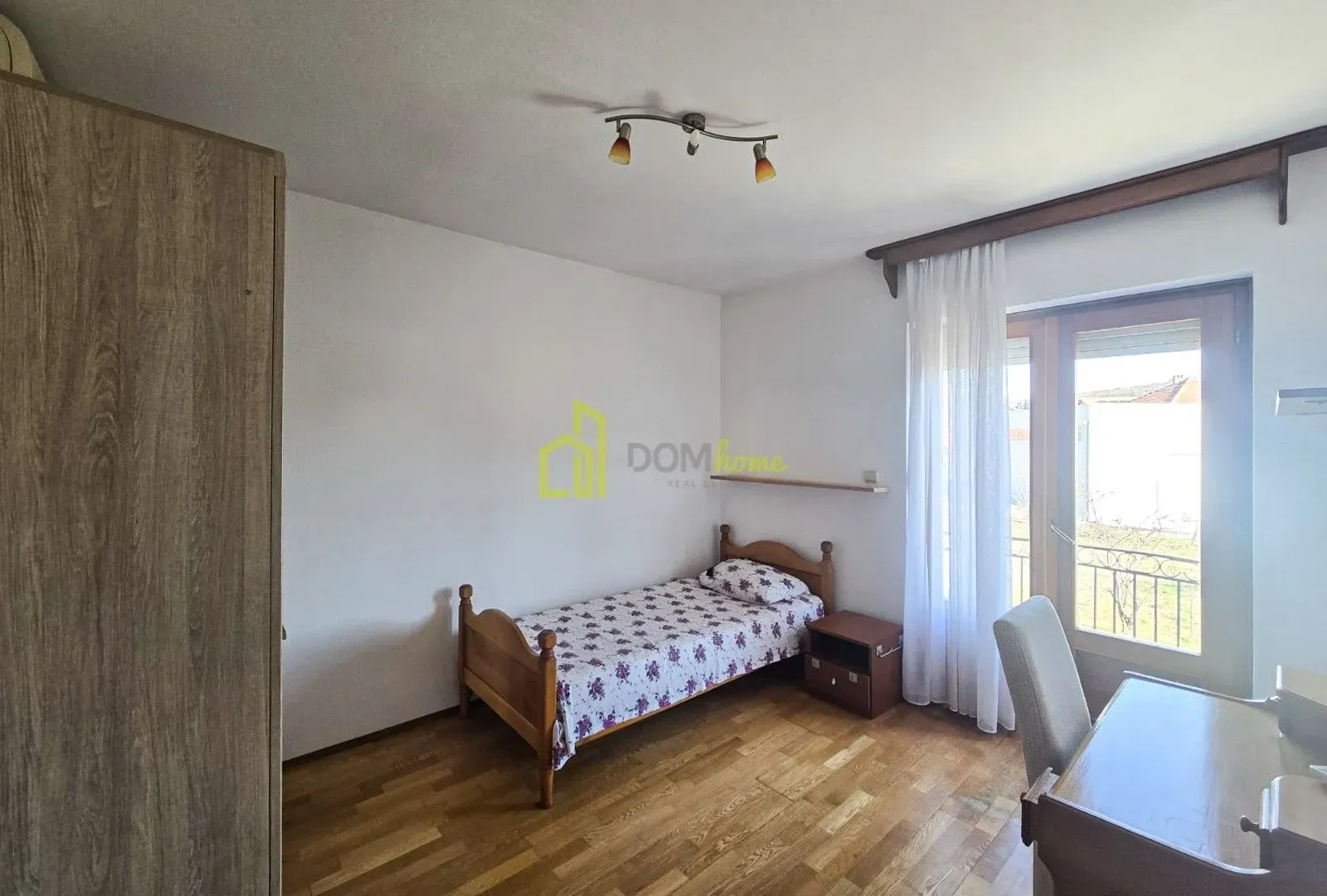 Rent, house, 200m², Tološi, Podgorica