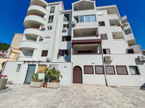 Sale, two bedroom apartment, 77m², Dubovica, Budva - image 1