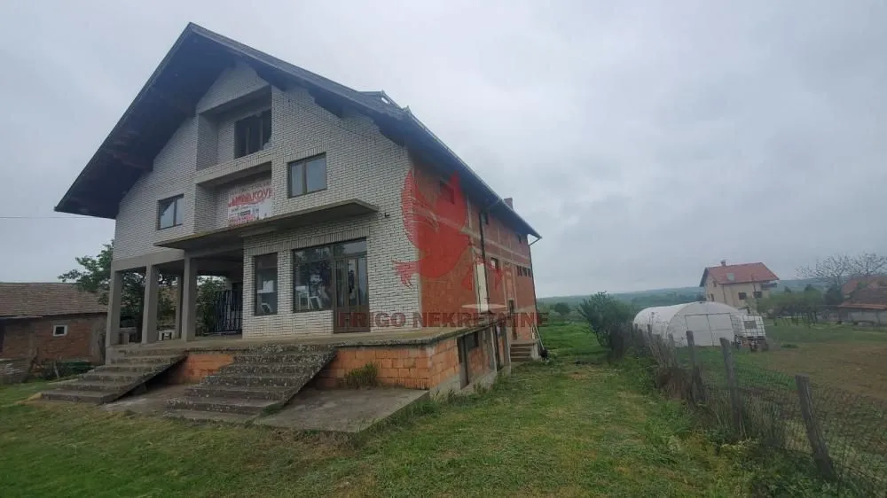 Prodaja, kuća, 900m², Mladenovac, Beograd