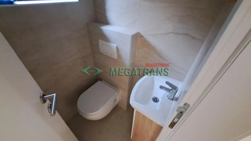 Rent, house, 247m², Petrovaradin, Novi Sad