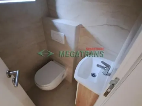 Izdavanje, kuća, 247m², Petrovaradin, Novi Sad - image 16