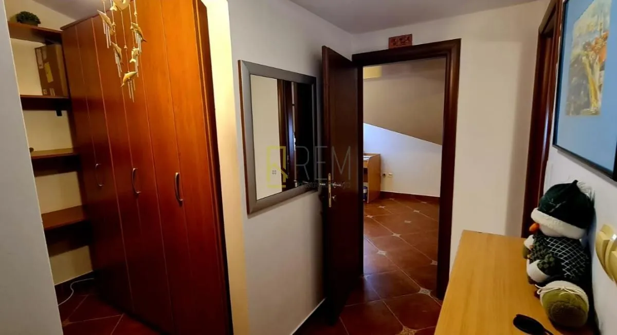 Sale, three bedroom apartment, 86m², Centar, Budva