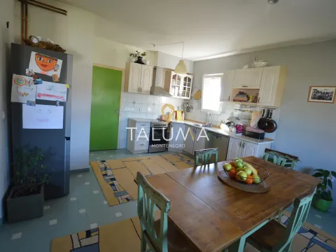 Prodaja, kuća, 150m², Tološi, Podgorica - image 4