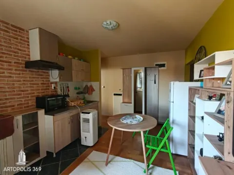 Prodaja, jednosoban stan, 32m², Ledine, Beograd - image 1