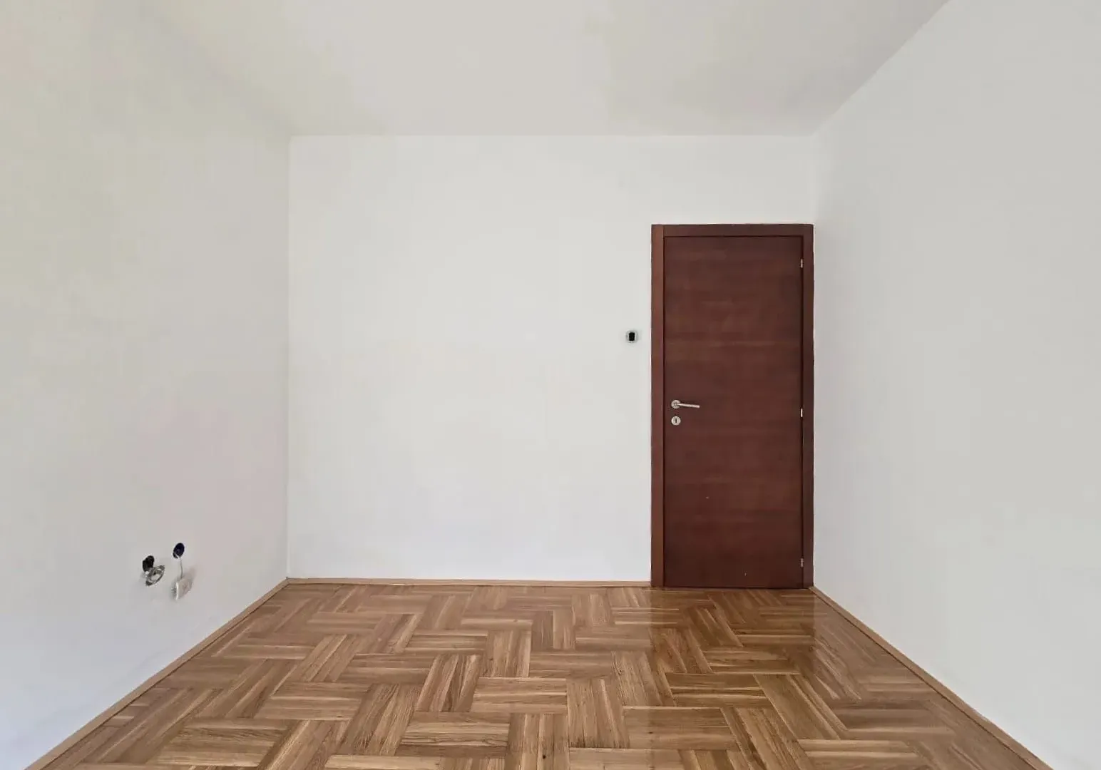 Prodaja, dvosoban stan, 73m², Dalmatinska ulica, Podgorica