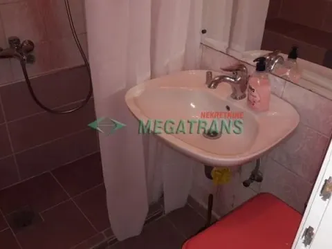 Izdavanje, trosoban stan, 77m², Bulevar Oslobodjenja, Novi Sad Sve Podlokacije - image 11