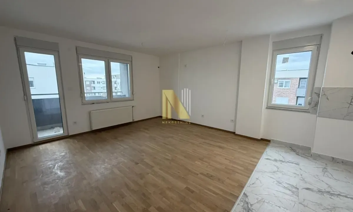 Prodaja, trosoban stan, 74m², Avijatičarsko naselje, Novi Sad Sve Podlokacije
