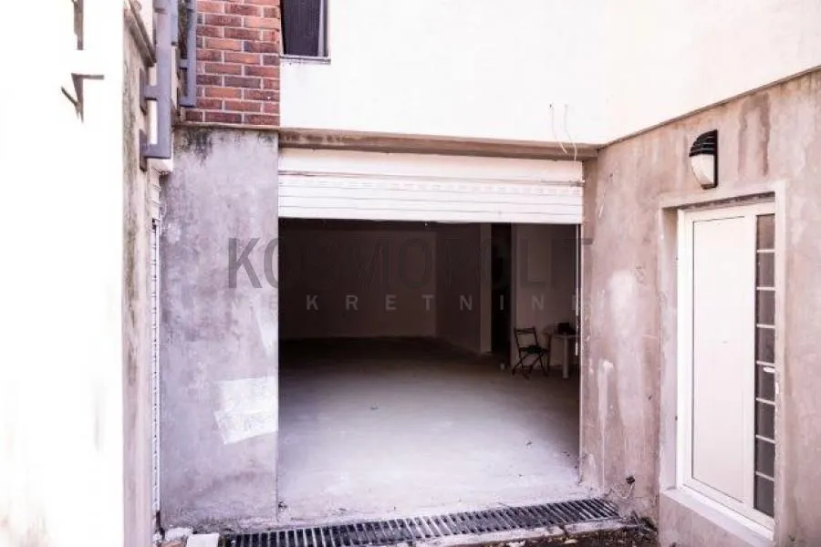 Sale, office space, 164m², Olimp, Zvezdara Sve Podlokacije