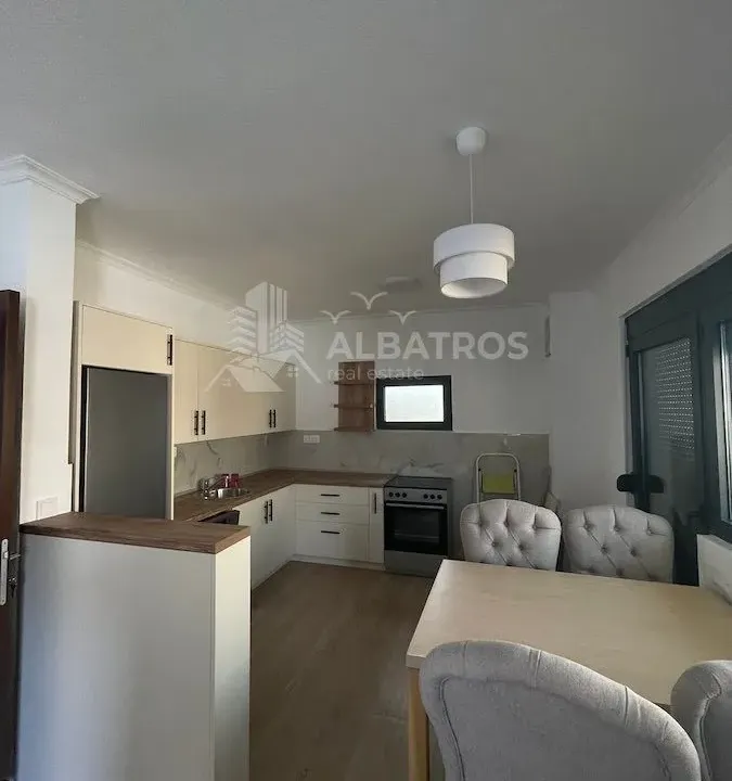 Rent, two bedroom apartment, 104m², Polje, Bar