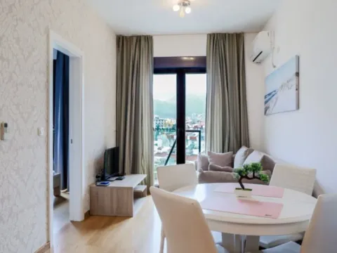 Rent, two bedroom apartment, 44m², Centar, Budva