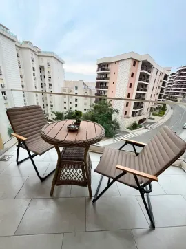 Rent, two bedroom apartment, 72m², Bečići, Budva - image 1