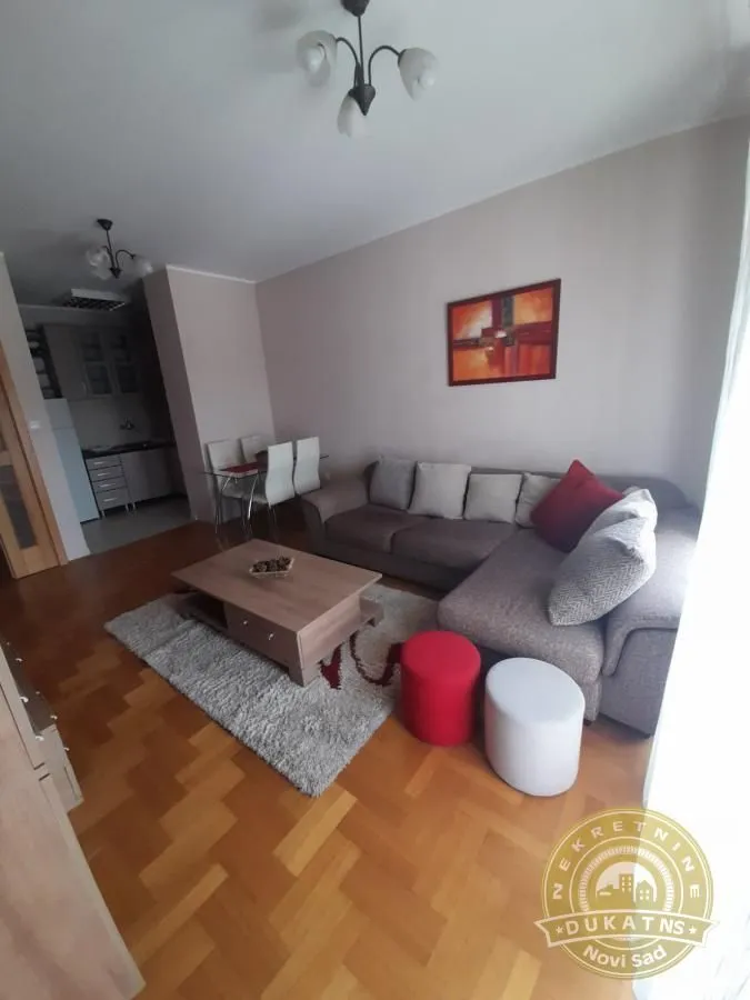 Prodaja, dvosoban stan, 48m², Bulevar Evrope, Novi Sad Sve Podlokacije