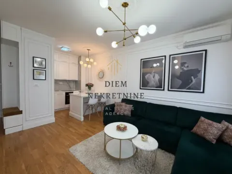 Izdavanje, jednosoban stan, 45m², City Kej, Podgorica - image 9
