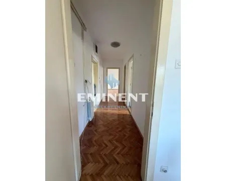 Rent, two bedroom apartment, 80m², Vračar Sve Podlokacije, Beograd - image 5