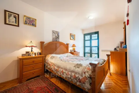Prodaja, trosoban stan, 101m², Centar, Podgorica - image 12