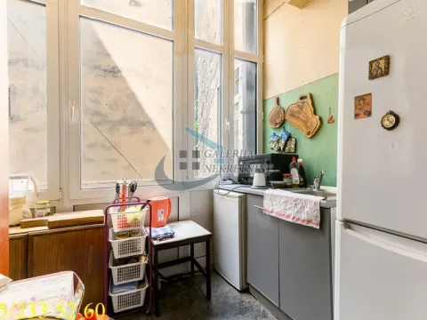 Sale, two bedroom apartment, 86m², Kalenić Pijaca, Vračar Sve Podlokacije - image 22