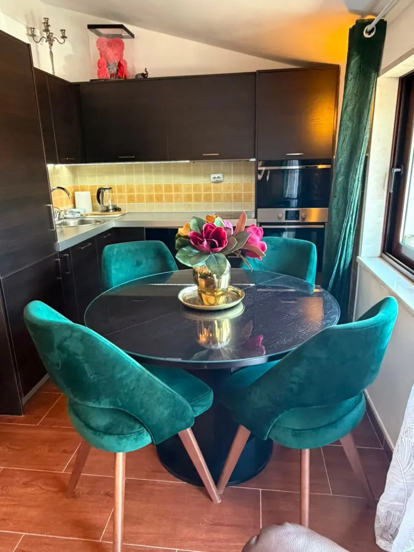 Rent, two bedroom apartment, 96m², Škaljari, Kotor