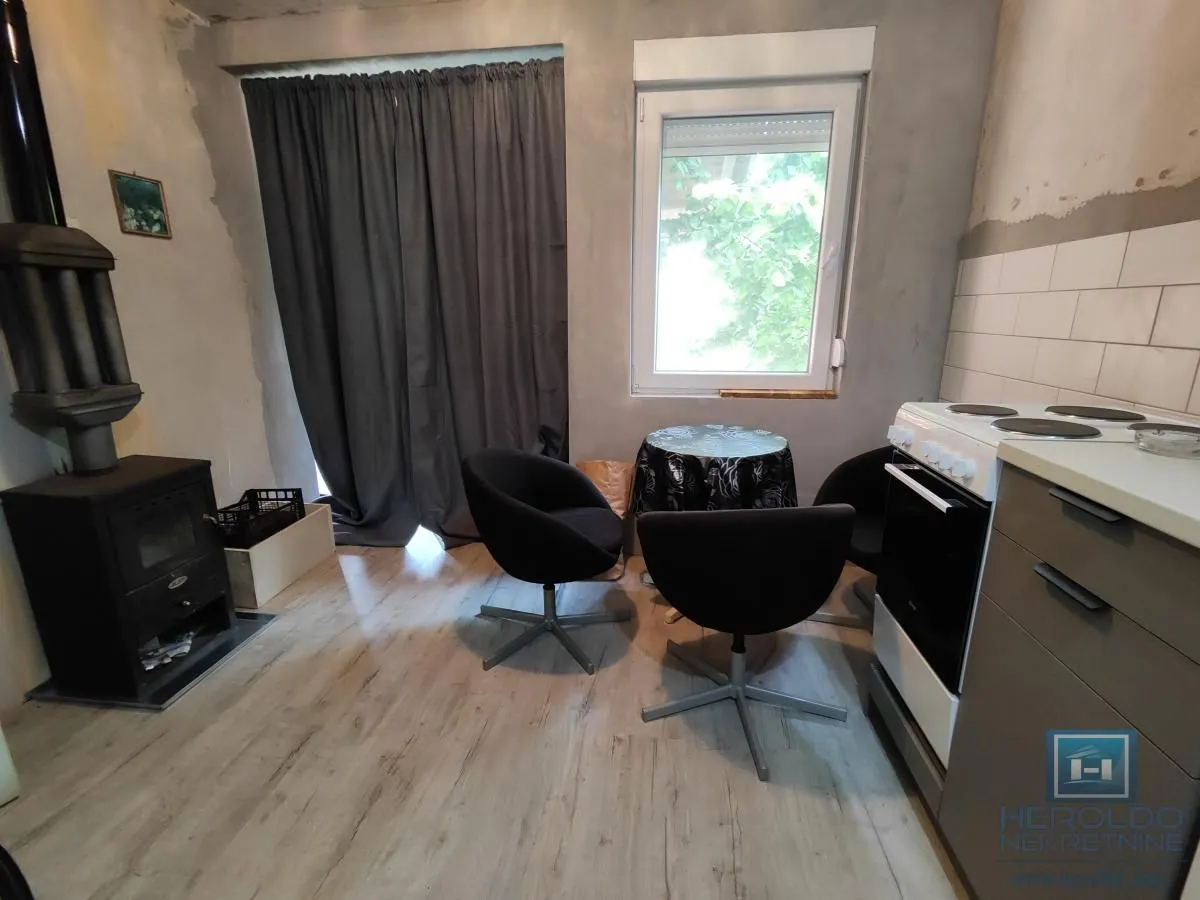 Prodaja, kuća, 76m², Dragocvet, Jagodina