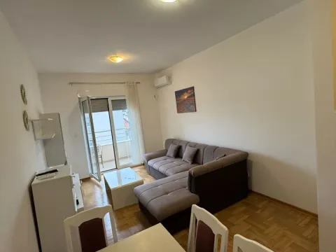 Izdavanje, dvosoban stan, 55m², Velji Vinogradi, Budva - image 12