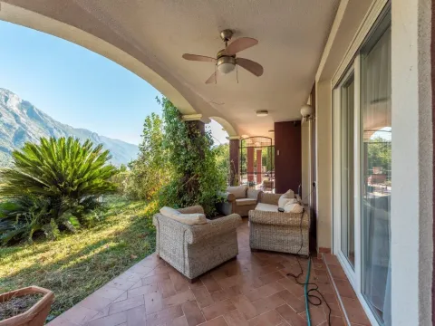 Prodaja, kuća, 148m², Orahovac, Kotor - image 4