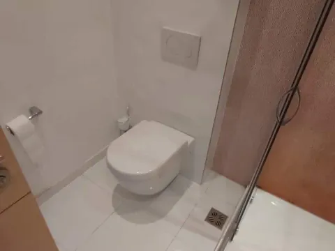 Rent, one bedroom apartment, 55m², Bulevar, Budva - image 5