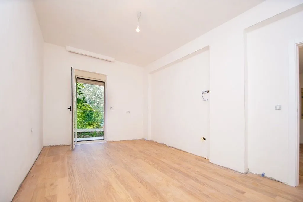 Sale, one bedroom apartment, 95m², Stoliv, Kotor