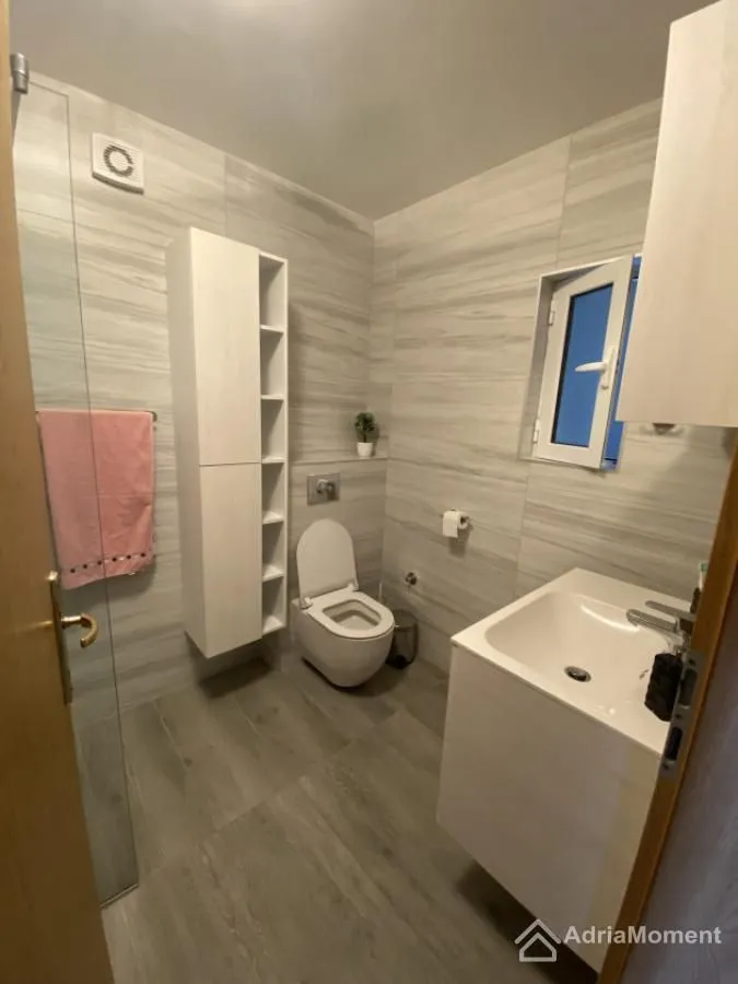 Prodaja, dvosoban stan, 84m², Petrovac, Budva