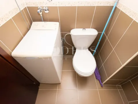 Rent, one bedroom apartment, 46m², Blok 6, Podgorica - image 16