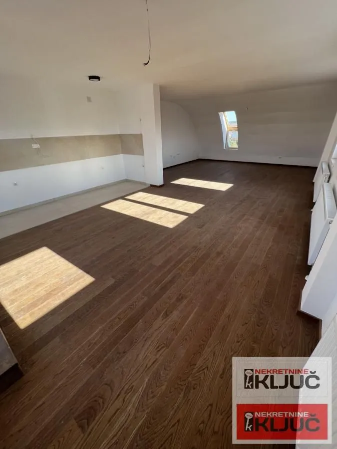 Prodaja, stan, 207m², Telep, Novi Sad Sve Podlokacije