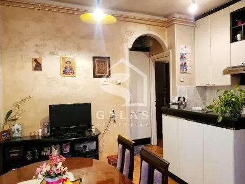 Prodaja, četvorosoban stan, 111m², Vračar Hram, Vračar Sve Podlokacije - image 3