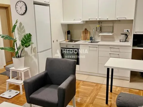 Sale, one bedroom apartment, 38m², Savski Venac, Beograd - image 3