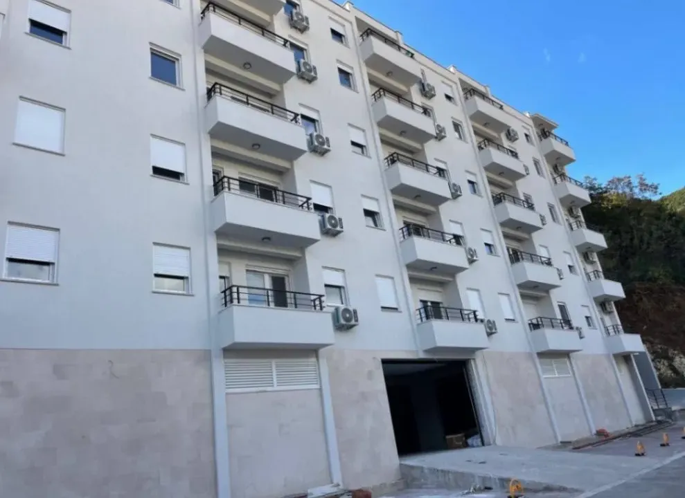 Sale, one bedroom apartment, 42m², Budva okolina, Budva