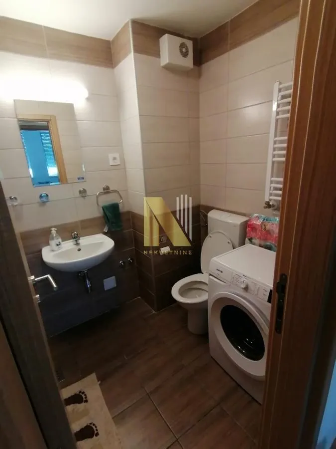 Izdavanje, dvosoban stan, 47m², Jugovićevo, Novi Sad Sve Podlokacije